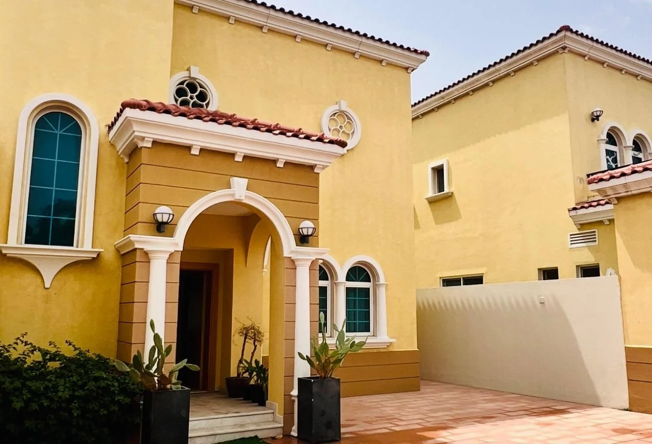 Furnished family villa with private pool in Jumeirah Park in Jumeirah Park, Dubai, gallery image 4